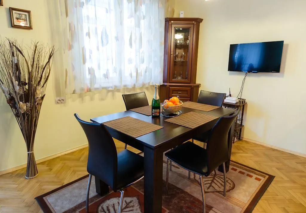 Sea Garden Plaza Apartment - Free Parking Burgas